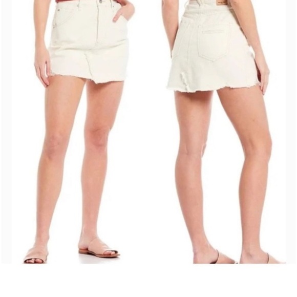 Free Free People Bailey Denim Mini Skirt Frayed Hem Cream White s 31 - Picture 1 of 5